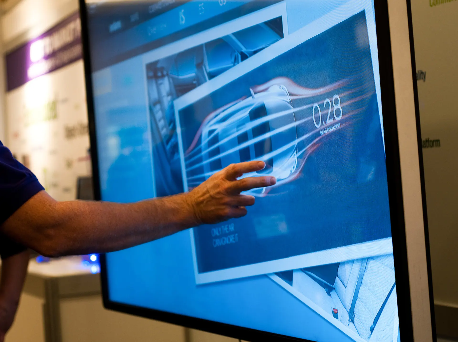 Touchscreen Display Rental Expert